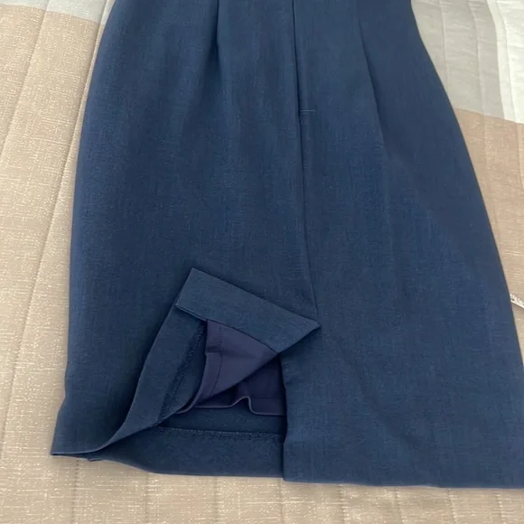 (TAHARI) ladies stretch dress size 2 never worn - Picture 10 of 11